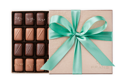 20pc-classic-salted-caramels-champagne-sage-FY24
